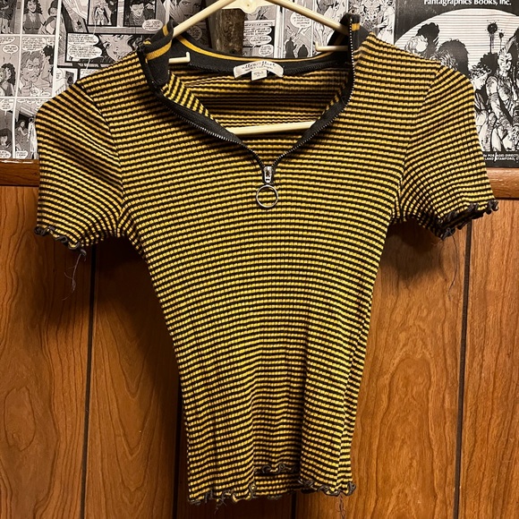 Ultra Flirt Tops Yellow And Blue Striped Crop Top With Zipper